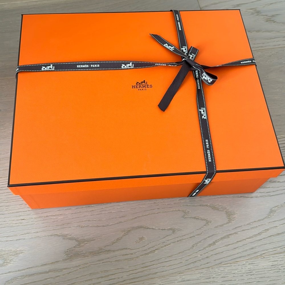 Hermes box with ribbon